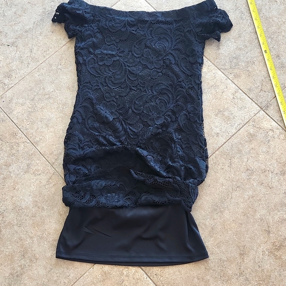 Lace Mini dress - Picture 7 of 8